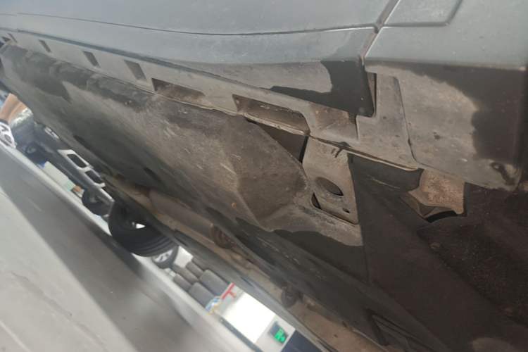 Used Jaguar E-PACE 2018 P200 S China VI Right Side Sill