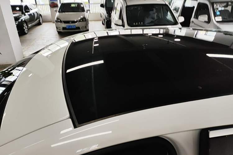 Used Jaguar E-PACE 2018 P200 S China VI Roof