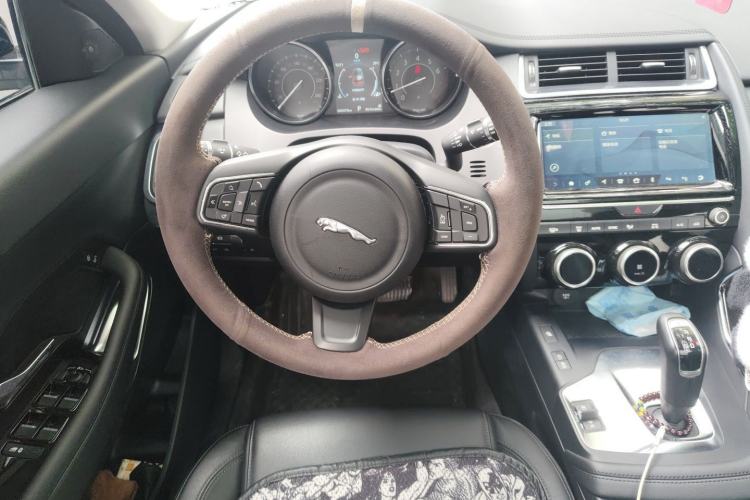 Used Jaguar E-PACE 2018 P200 S China V-standard Steering Wheel