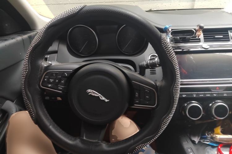 Used Jaguar E-PACE 2018 P200 S China V-standard Steering Wheel