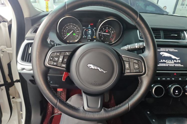 Used Jaguar E-PACE 2018 P200 S China VI Steering Wheel