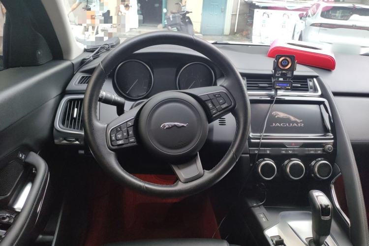 Used Jaguar E-PACE 2018 P200 S China VI Steering Wheel