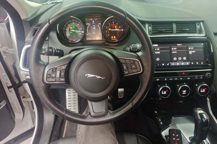 Used Jaguar E-PACE 2018 P200 S China VI Steering Wheel