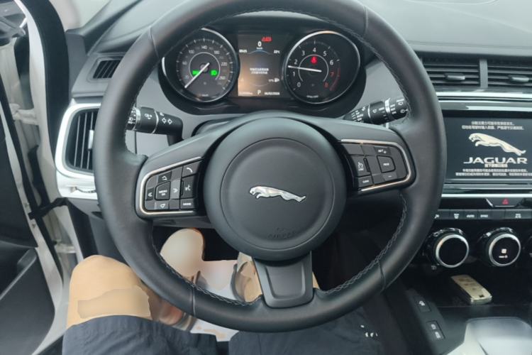 Used Jaguar E-PACE 2018 P200 S China VI Steering Wheel