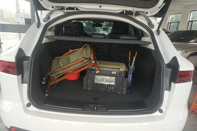 Used Jaguar E-PACE 2018 P250 S China V-standard Trunk