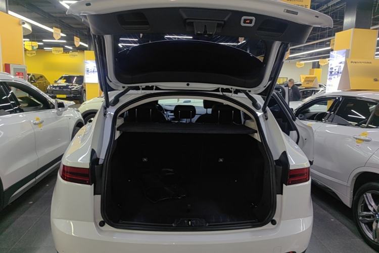 Used Jaguar E-PACE 2018 P250 S China VI Trunk