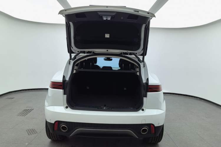 Used Jaguar E-PACE 2018 P200 S China VI Trunk