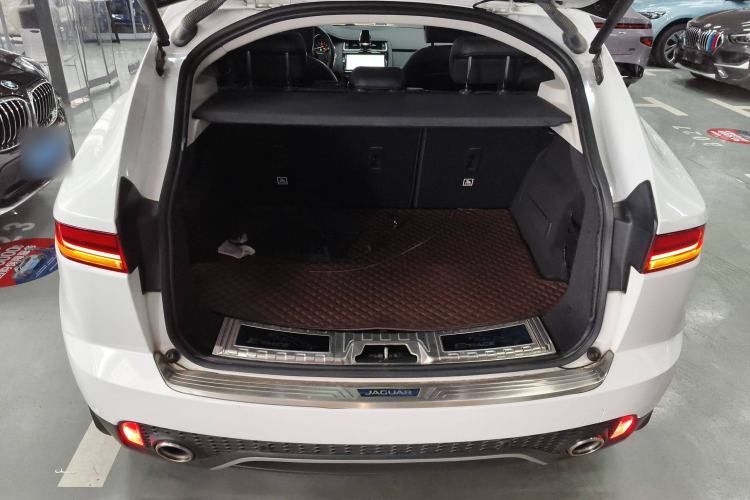 Used Jaguar E-PACE 2018 P200 S China VI Trunk