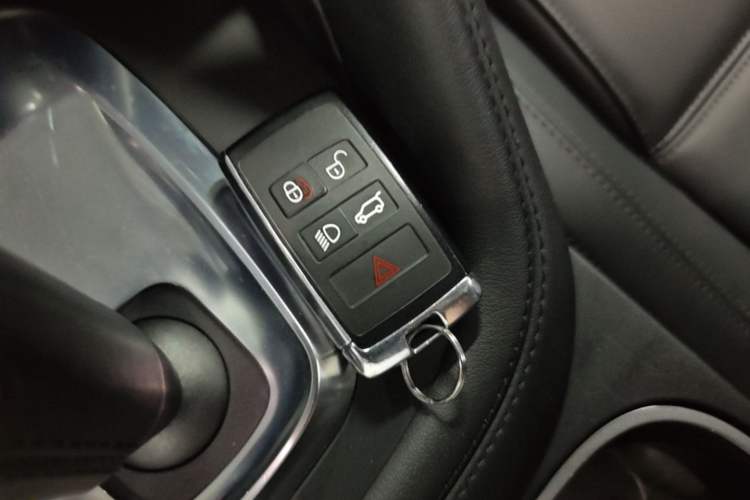 Used Jaguar E-PACE 2018 P250 S China V-standard Vehicle Key