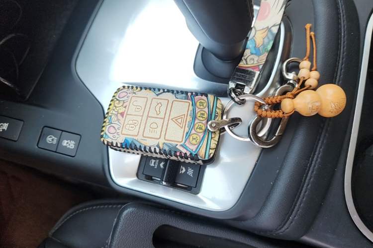 Used Jaguar E-PACE 2018 P200 S China VI Vehicle Key
