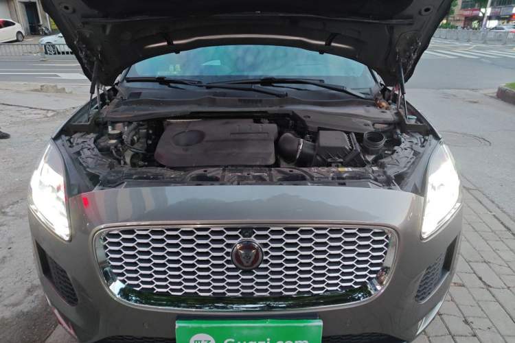 Used Jaguar E-PACE  Engine Bay