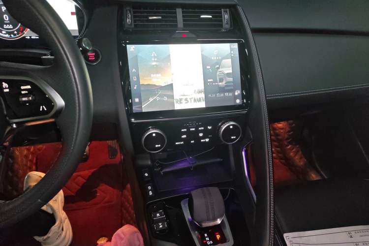 Used Jaguar E-PACE 2024 YAO Black Sport Edition R-DYNAMIC SE BLACK Audio And AC Panel