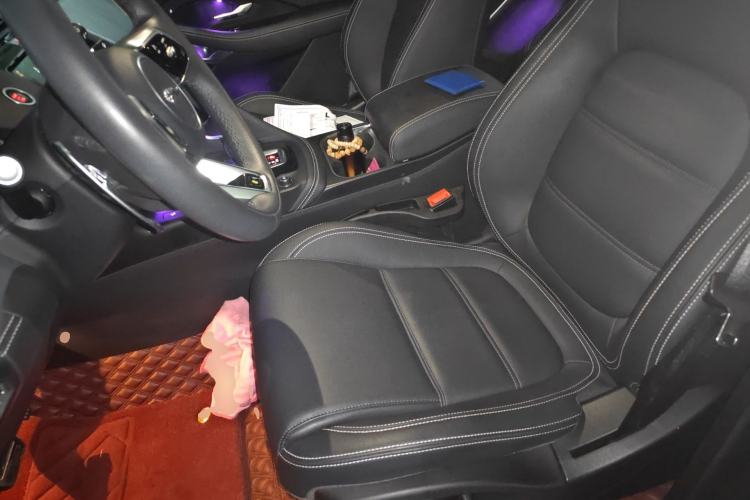 Used Jaguar E-PACE 2024 YAO Black Sport Edition R-DYNAMIC SE BLACK Left Front Seat