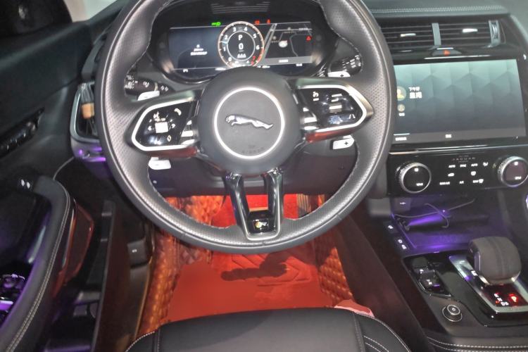 Used Jaguar E-PACE 2024 YAO Black Sport Edition R-DYNAMIC SE BLACK Steering Wheel