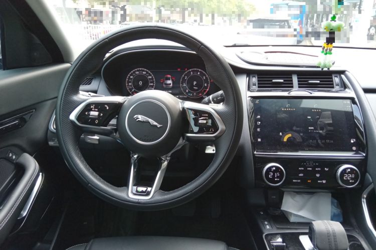Used Jaguar E-PACE 2024 All-New R-DYNAMIC S Sport Edition Steering Wheel