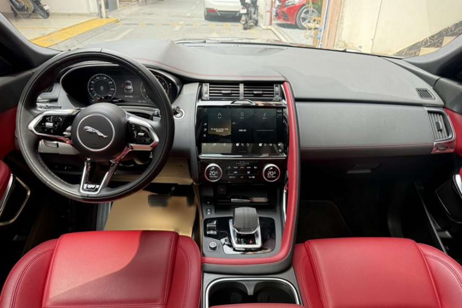 Used Jaguar E-PACE 2024 All-New R-DYNAMIC S Sport Edition Interior 3