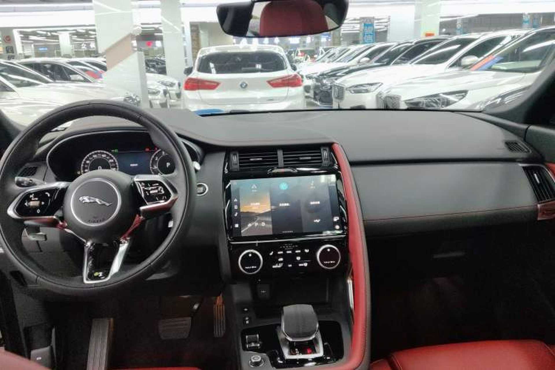 Used Jaguar E-PACE 2024 All-New R-DYNAMIC S Sport Edition Center Console