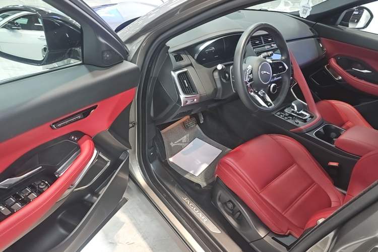 Used Jaguar E-PACE 2024 All-New R-DYNAMIC S Sport Edition Driver Seat