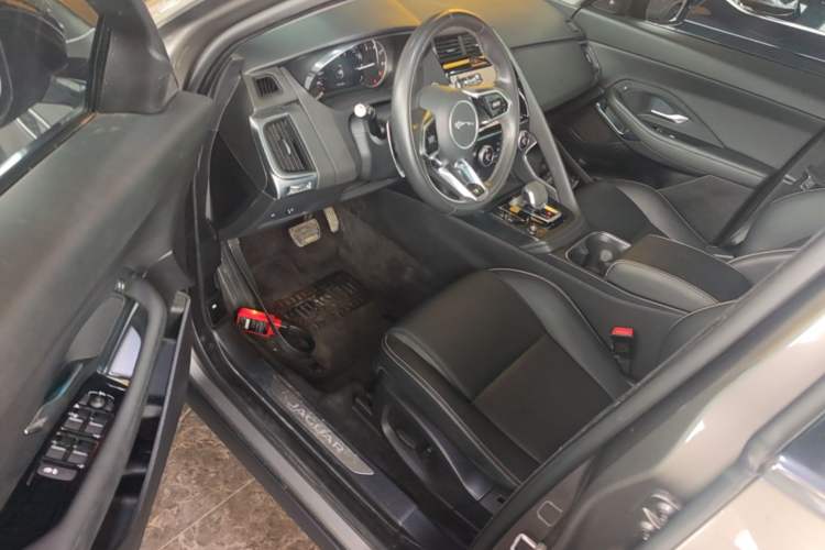 Used Jaguar E-PACE 2024 Youth Sports Edition R-DYNAMIC Driver Seat