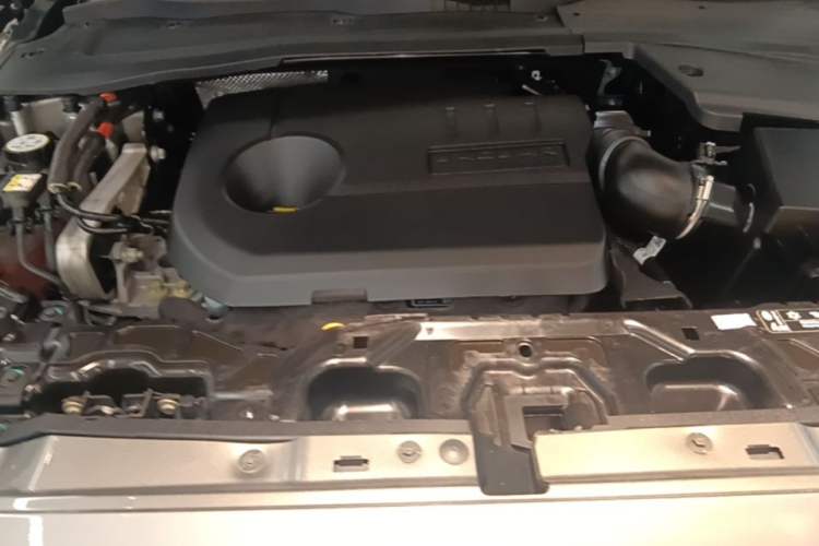 Used Jaguar E-PACE 2024 All-New R-DYNAMIC S Sport Edition Engine Bay