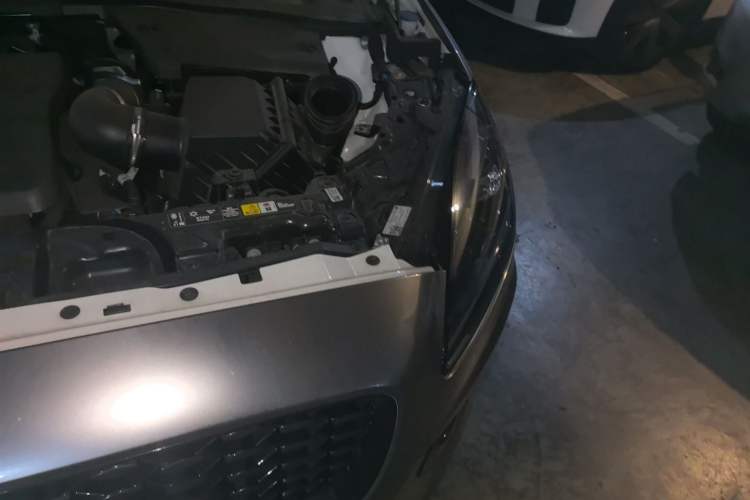 Used Jaguar E-PACE 2024 All-New R-DYNAMIC S Sport Edition Engine Bay Left
