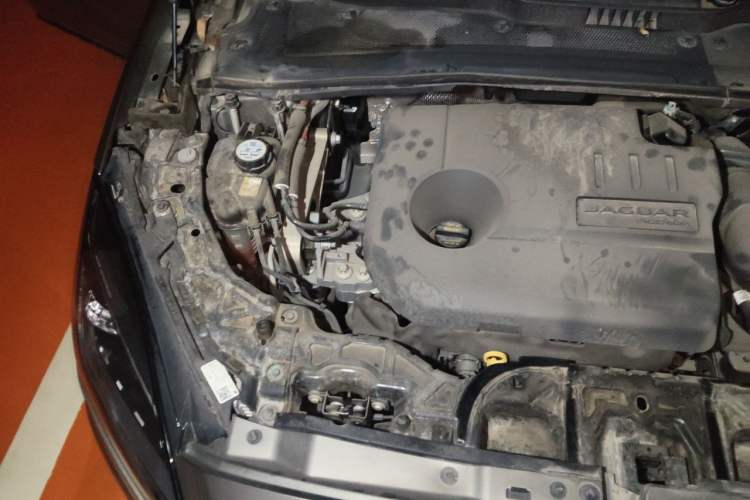 Used Jaguar E-PACE 2024 All-New R-DYNAMIC S Sport Edition Engine Bay Right