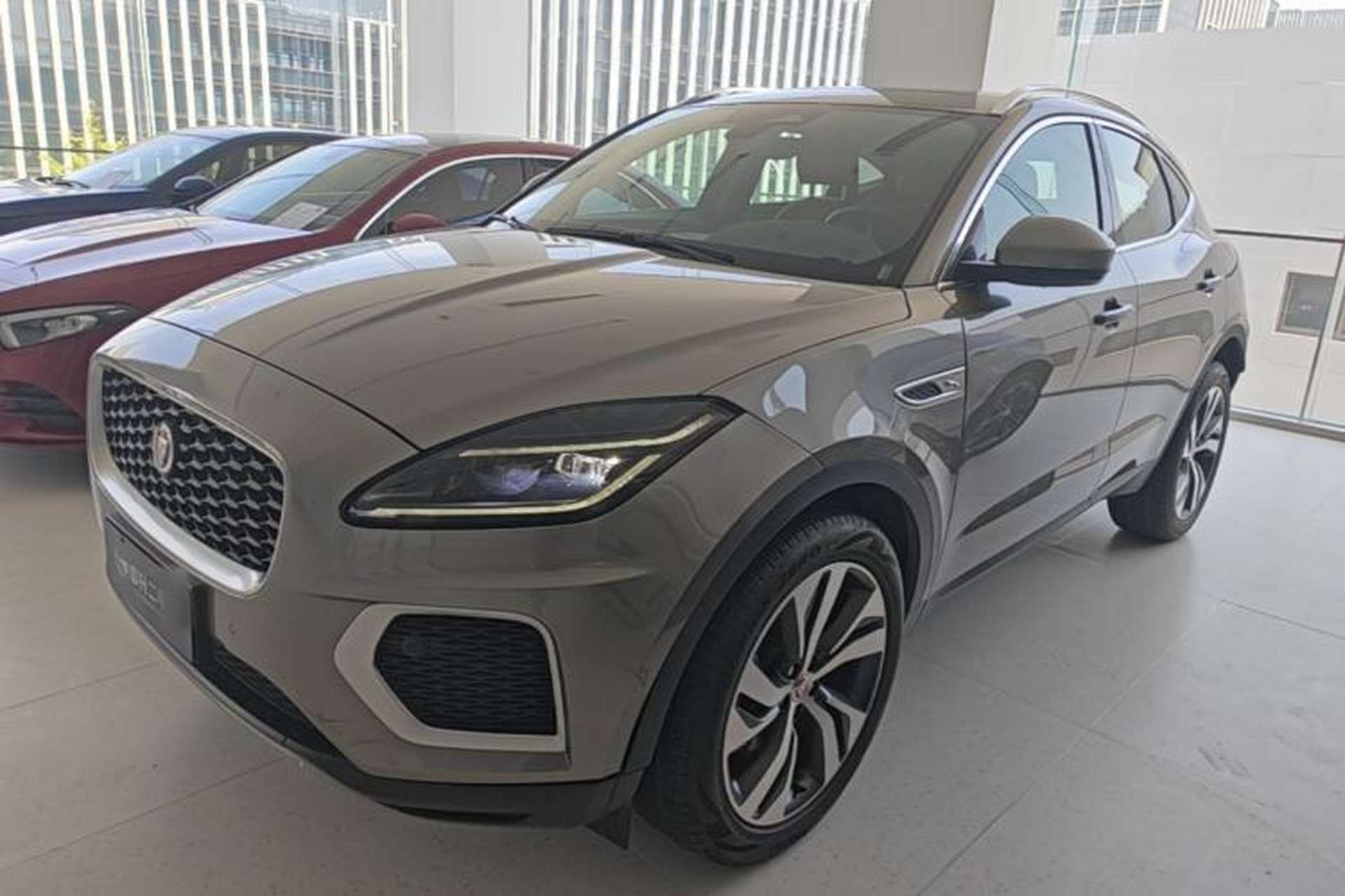 Used Jaguar E-PACE 2024 All-New R-DYNAMIC S Sport Edition Front Left 45 Deg