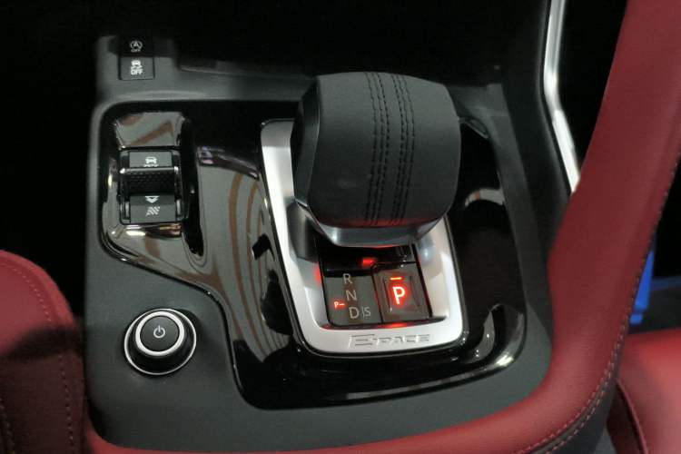 Used Jaguar E-PACE 2024 All-New R-DYNAMIC S Sport Edition Gear Lever