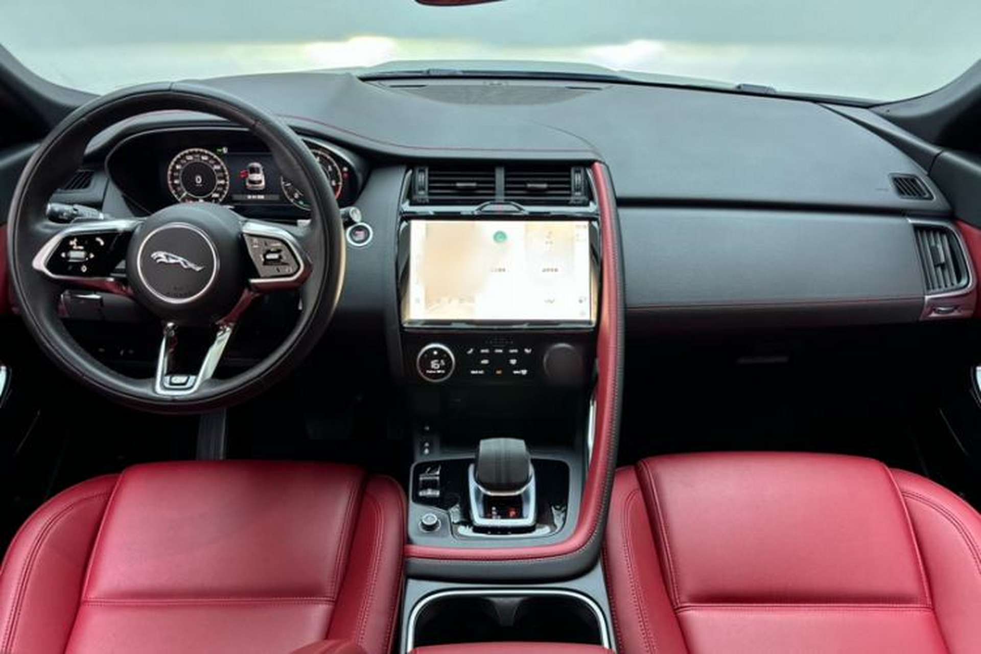 Used Jaguar E-PACE 2024 All-New R-DYNAMIC S Sport Edition Interior 4