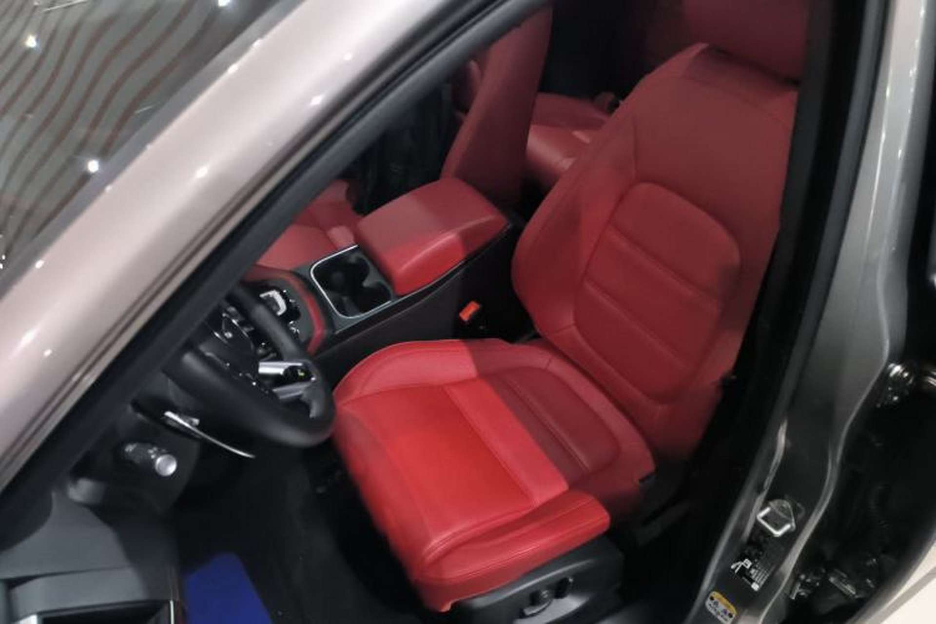 Used Jaguar E-PACE 2024 All-New R-DYNAMIC S Sport Edition Left Front Seat