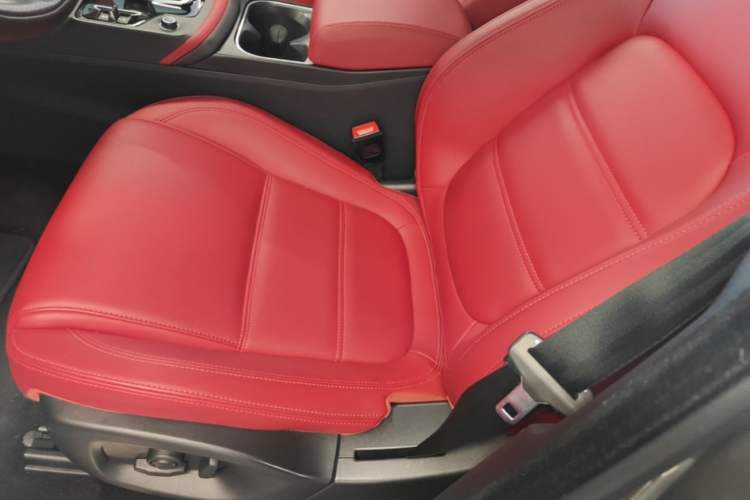 Used Jaguar E-PACE 2024 All-New R-DYNAMIC S Sport Edition Left Front Seat