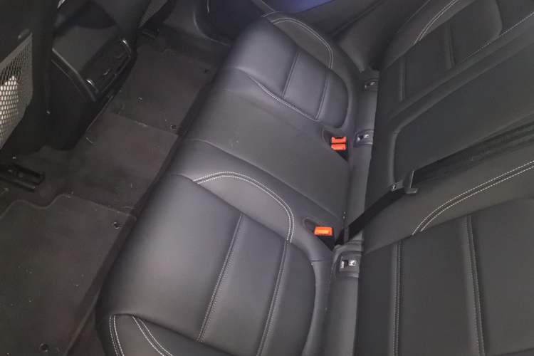 Used Jaguar E-PACE 2024 All-New R-DYNAMIC S Sport Edition Left Rear Seat