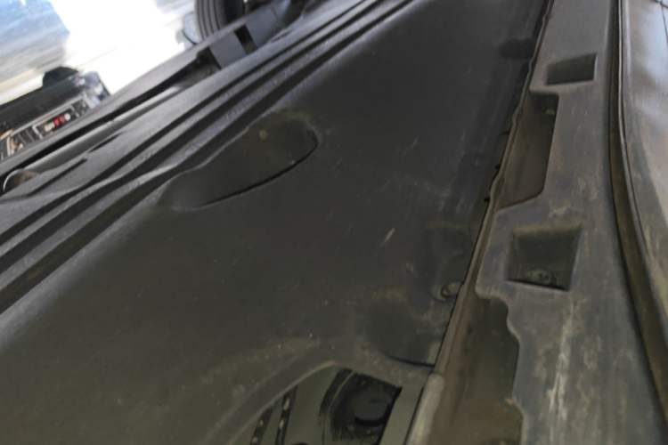 Used Jaguar E-PACE 2024 All-New R-DYNAMIC S Sport Edition Left Side Sill