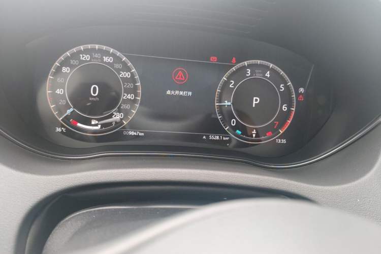Used Jaguar E-PACE 2024 All-New R-DYNAMIC S Sport Edition Odometer Close Up