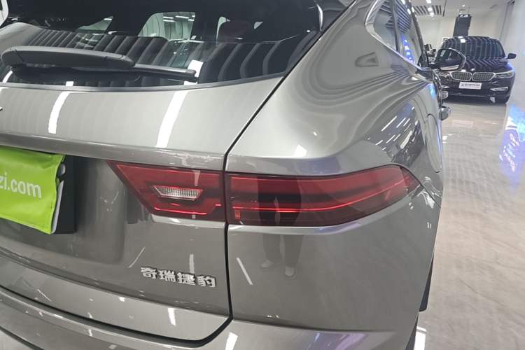 Used Jaguar E-PACE 2024 All-New R-DYNAMIC S Sport Edition Right Rear Taillight