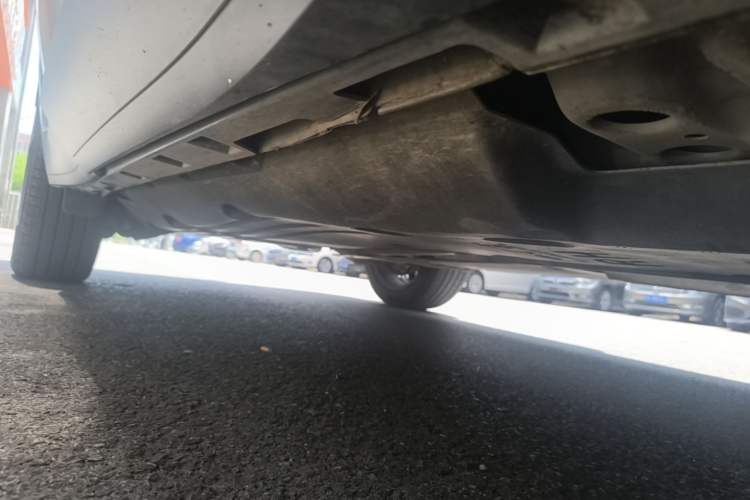 Used Jaguar E-PACE 2024 All-New R-DYNAMIC S Sport Edition Right Side Sill