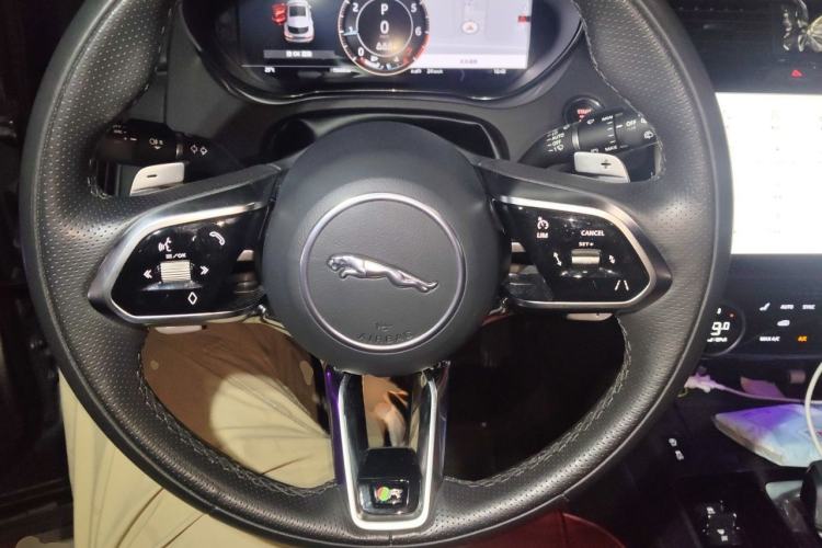 Used Jaguar E-PACE 2024 All-New R-DYNAMIC S Sport Edition Steering Wheel