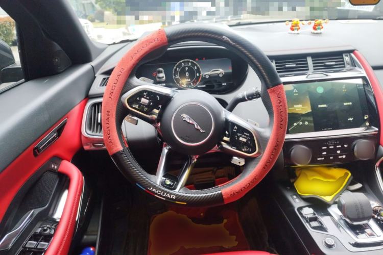 Used Jaguar E-PACE 2024 All-New R-DYNAMIC S Sport Edition Steering Wheel