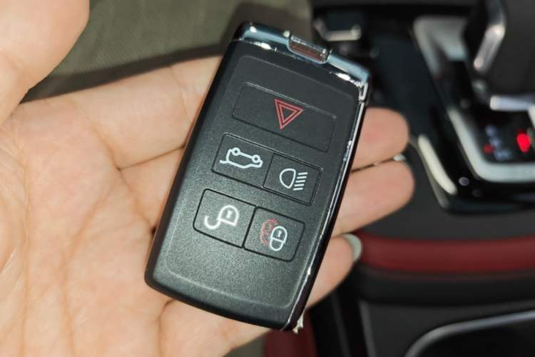 Used Jaguar E-PACE 2024 All-New R-DYNAMIC S Sport Edition Vehicle Key