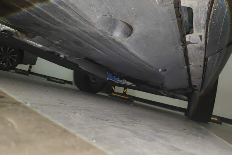 Used Jaguar E-PACE 2024 YAO Black Sport Edition R-DYNAMIC SE BLACK Chassis Rear Right