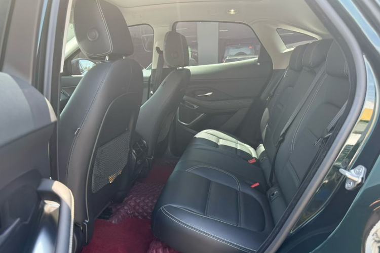 Used Jaguar E-PACE 2024 YAO Black Sport Edition R-DYNAMIC SE BLACK Interior 1