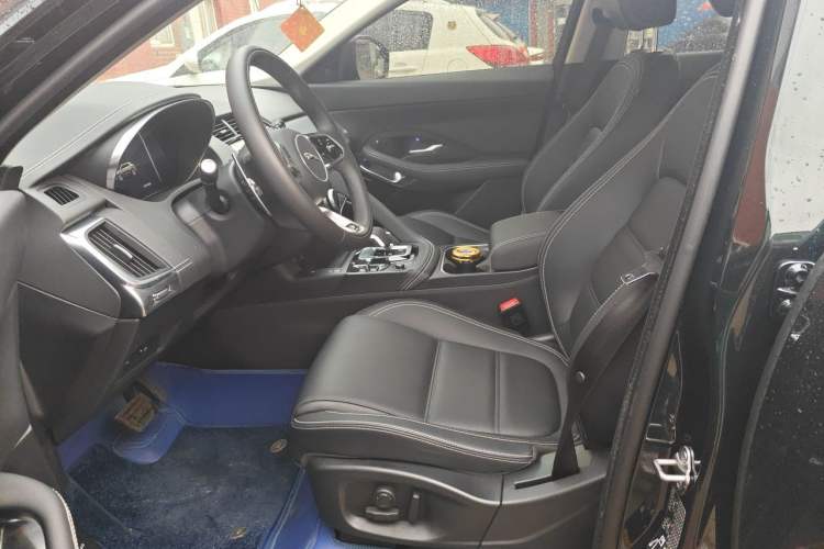 Used Jaguar E-PACE 2024 YAO Black Sport Edition R-DYNAMIC SE BLACK Left Front Seat