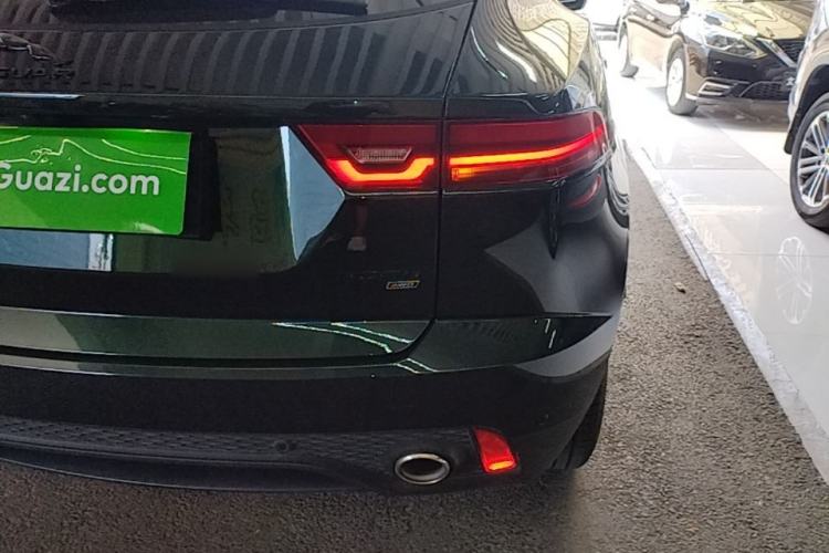 Used Jaguar E-PACE 2024 YAO Black Sport Edition R-DYNAMIC SE BLACK Right Rear Taillight