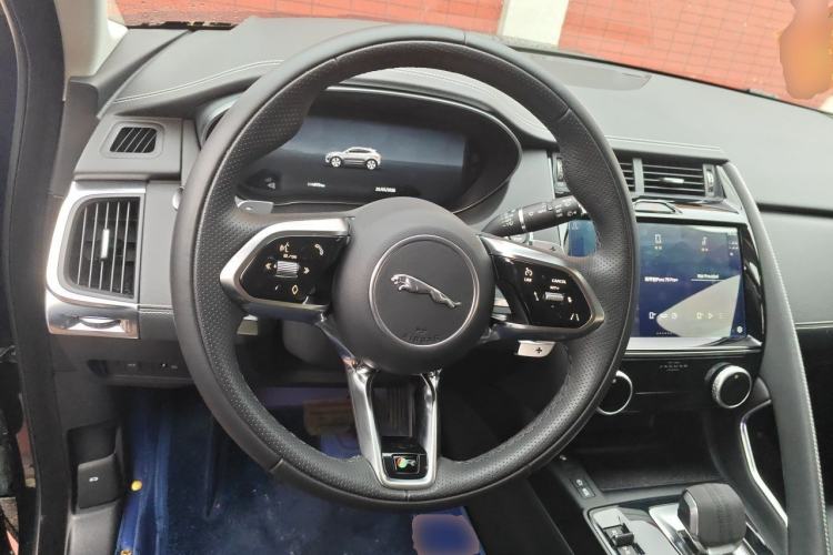 Used Jaguar E-PACE 2024 YAO Black Sport Edition R-DYNAMIC SE BLACK Steering Wheel
