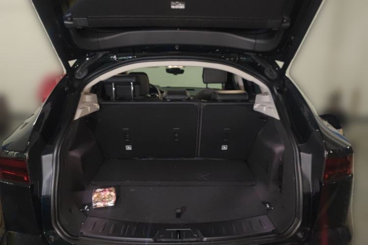 Used Jaguar E-PACE 2024 YAO Black Sport Edition R-DYNAMIC SE BLACK Trunk