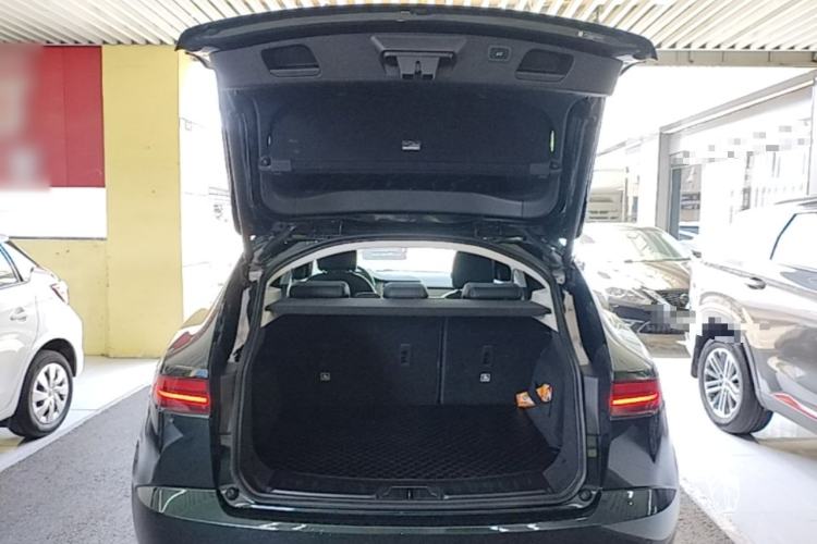 Used Jaguar E-PACE 2024 YAO Black Sport Edition R-DYNAMIC SE BLACK Trunk