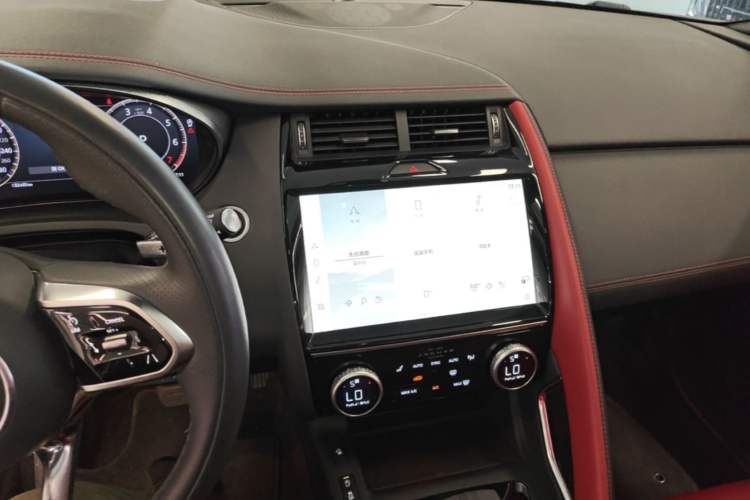 Used Jaguar E-PACE 2024 All-New R-DYNAMIC S Sport Edition Audio And AC Panel