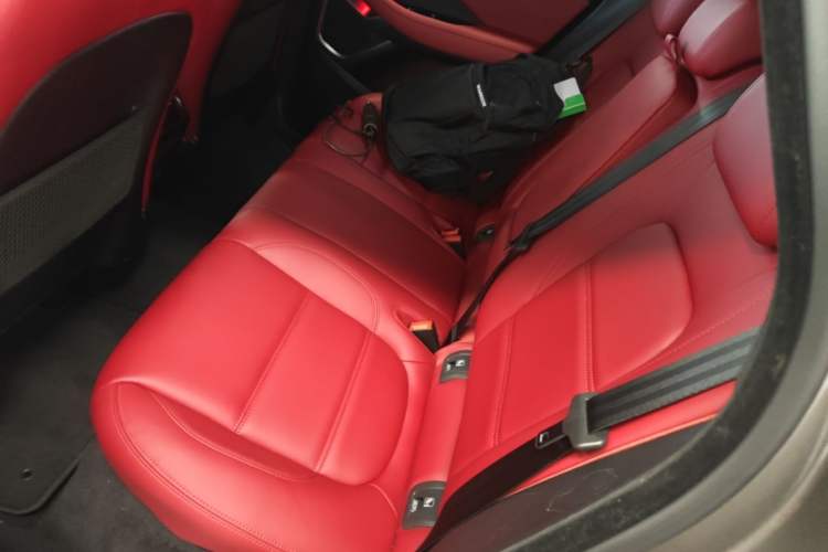 Used Jaguar E-PACE 2024 All-New R-DYNAMIC S Sport Edition Left Rear Seat