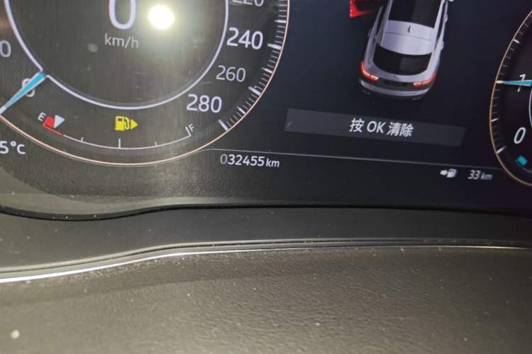 Used Jaguar E-PACE 2024 All-New R-DYNAMIC S Sport Edition Odometer Close Up