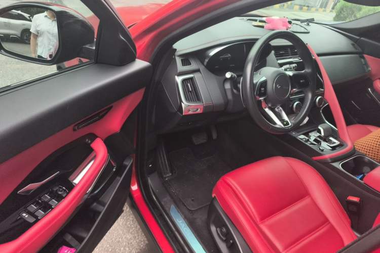 Used Jaguar E-PACE 2024 YAO Black Sport Edition R-DYNAMIC SE BLACK Driver Seat